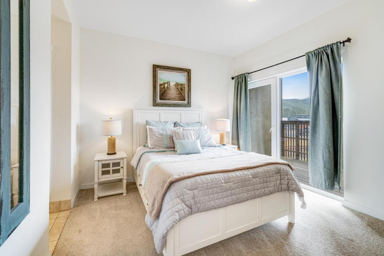 Serenity By The Sea Appartement Rockaway Beach Buitenkant foto